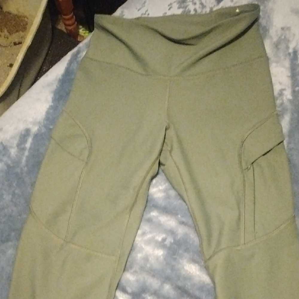 Old Navy Olive Green Cargo Leggings
